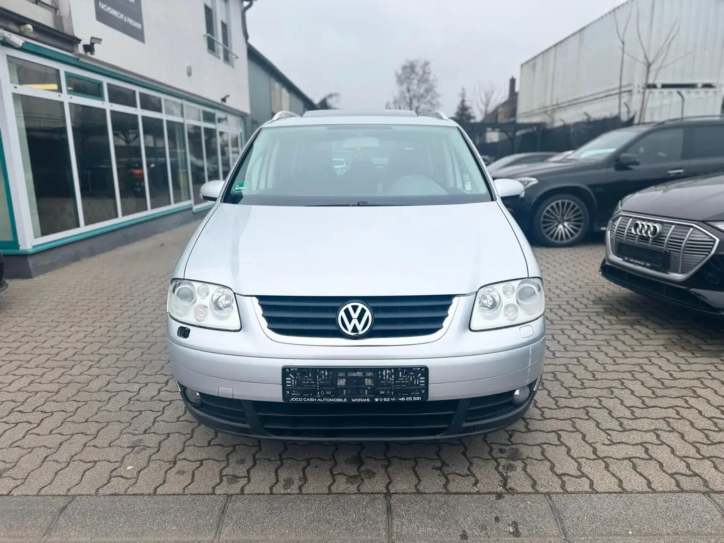 Volkswagen Touran Highline 2.O *AUTOMATIK*BI-XENON*TEMPOMAT Argintiu - 2