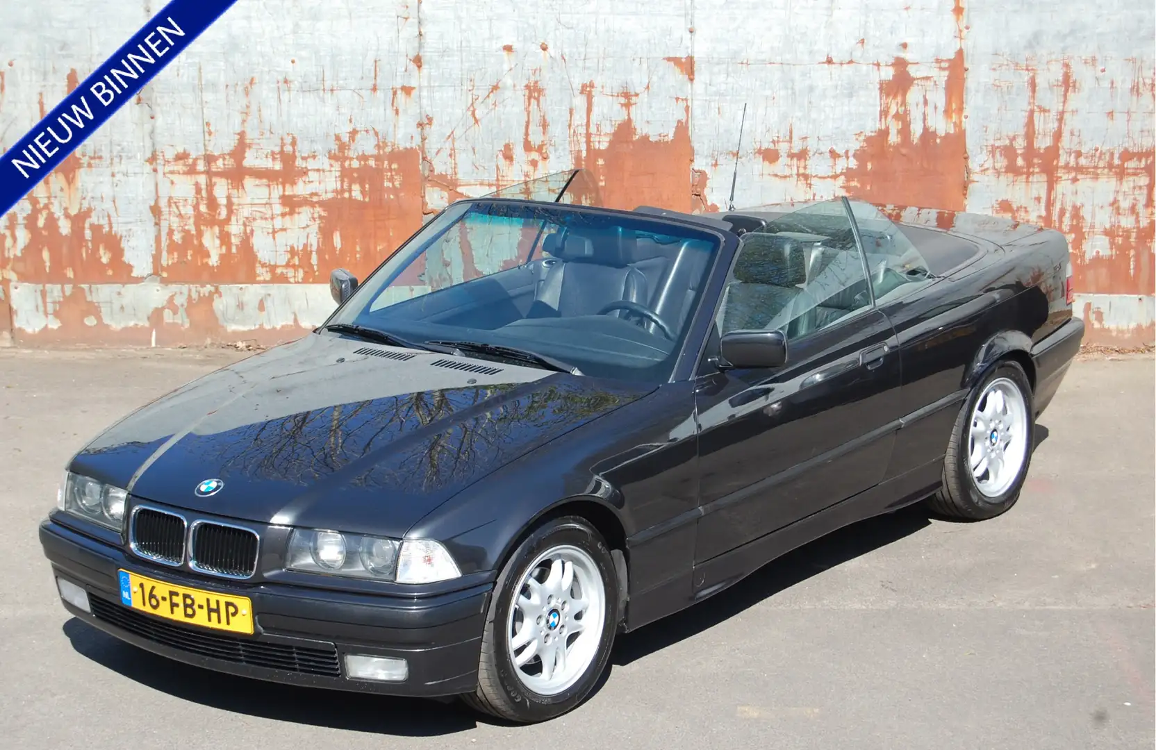 BMW 325 3-serie Cabrio 325i E36 / Handgeschakeld / 1993 / Fekete - 1