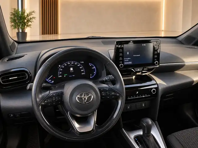 Toyota Yaris Cross view 4