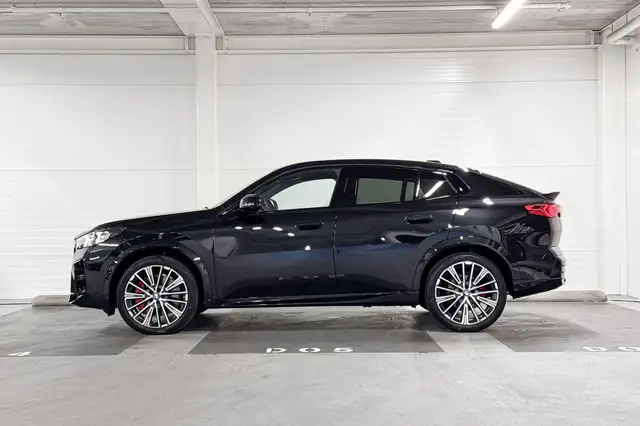 BMW X2 view 2