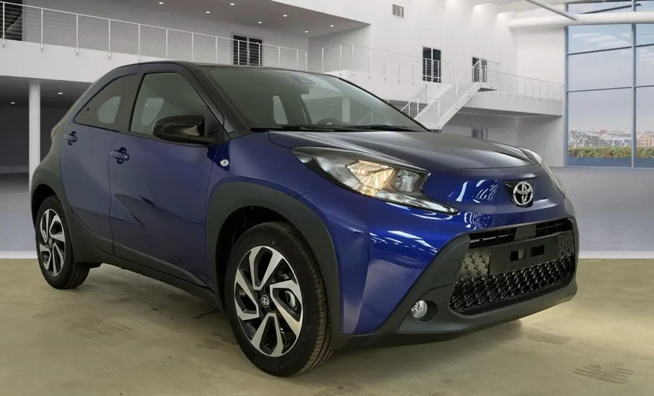 Toyota Aygo X 1.0 VVT-i MT Business Stoelverwarming/Camera/Sport, миниатюра 2