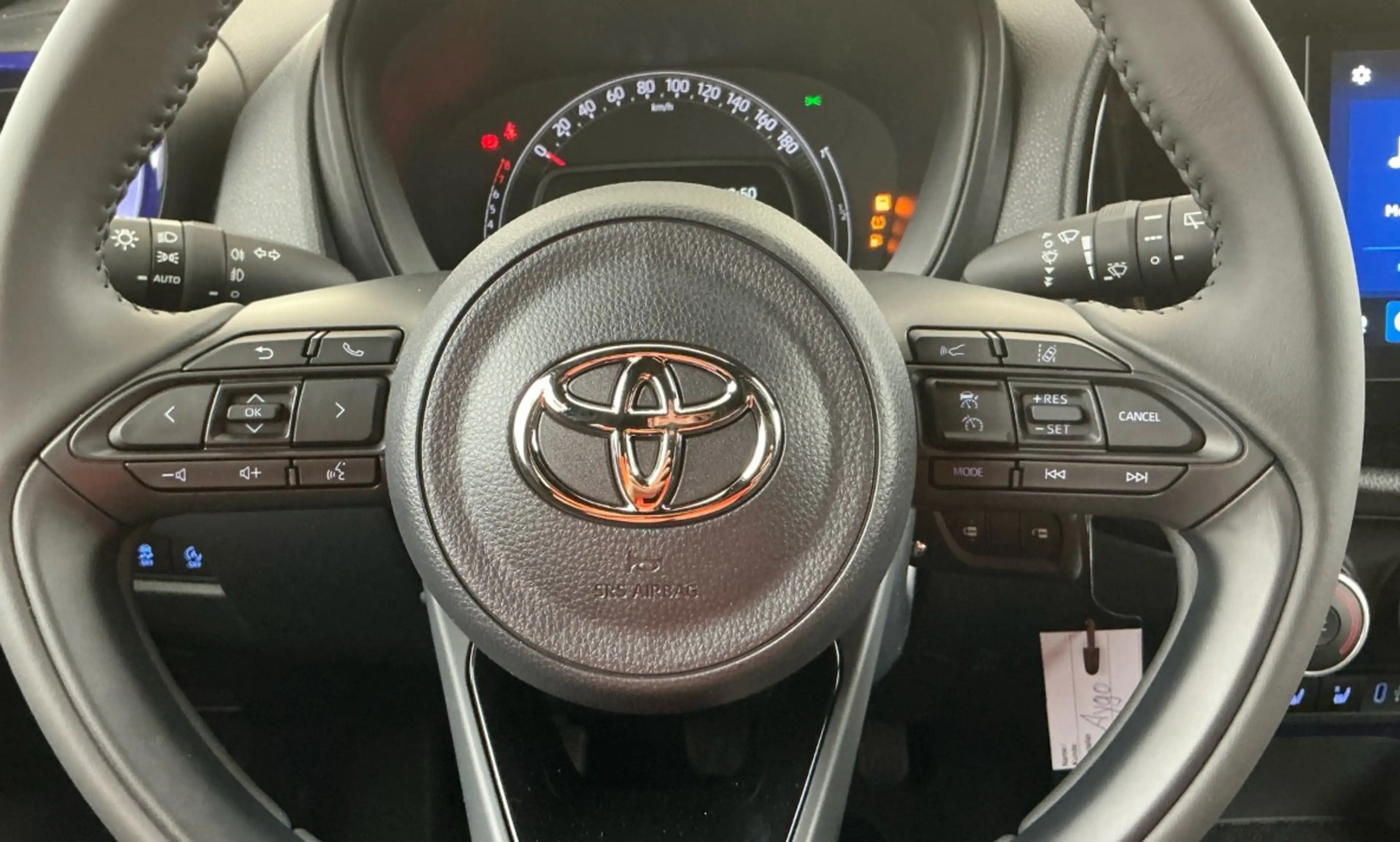 Toyota Aygo X 1.0 VVT-i MT Business Stoelverwarming/Camera/Sport — photo 6