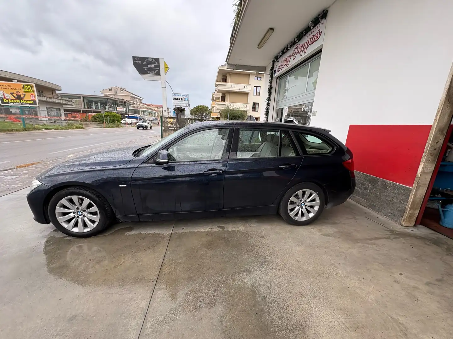 BMW 316 316d Touring Business auto - 1