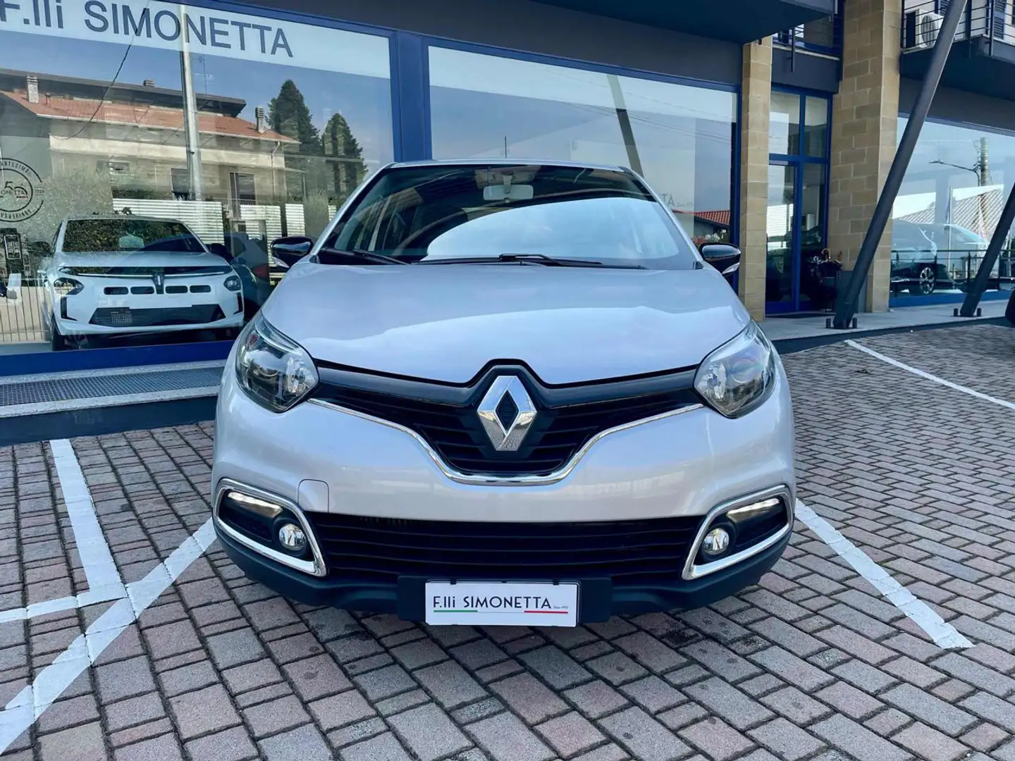 Renault Captur dCi 8V 90 CV Start&Stop Energy Zen Argent - 2