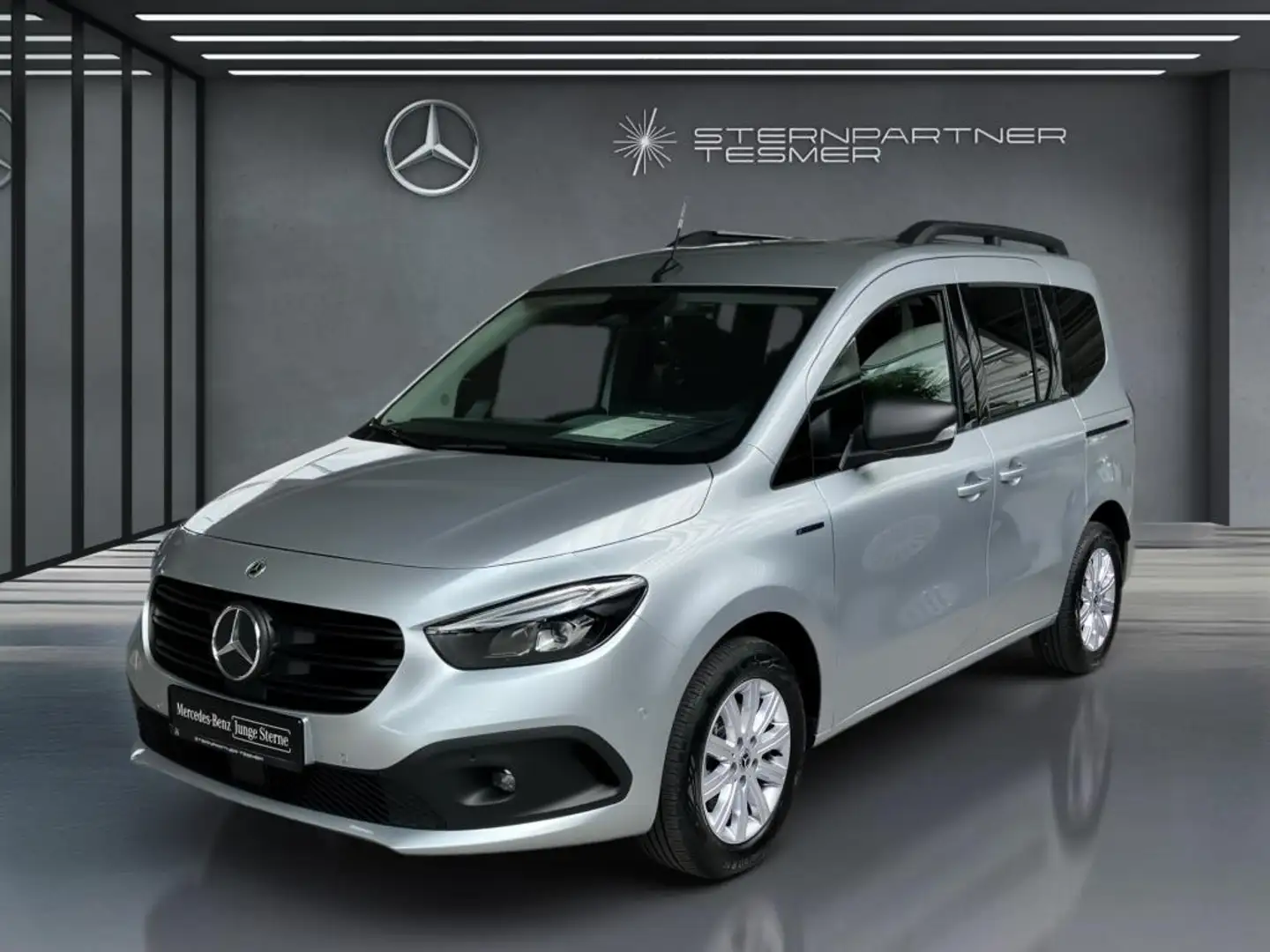 Mercedes-Benz Citan e  EQT Tourer PRO +Progressive+MBUX Stříbrná - 2