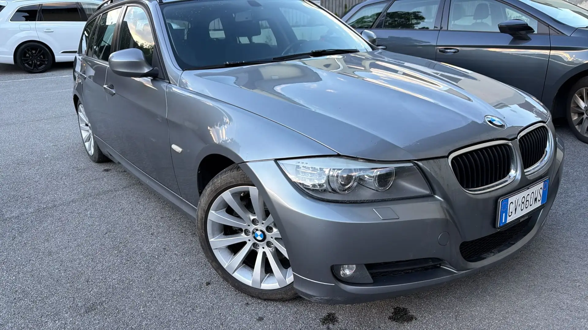 BMW 320 320d Touring Tüv Euro5 Perfekt!!! Grau - 1