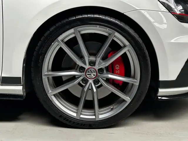 Volkswagen Golf view 7