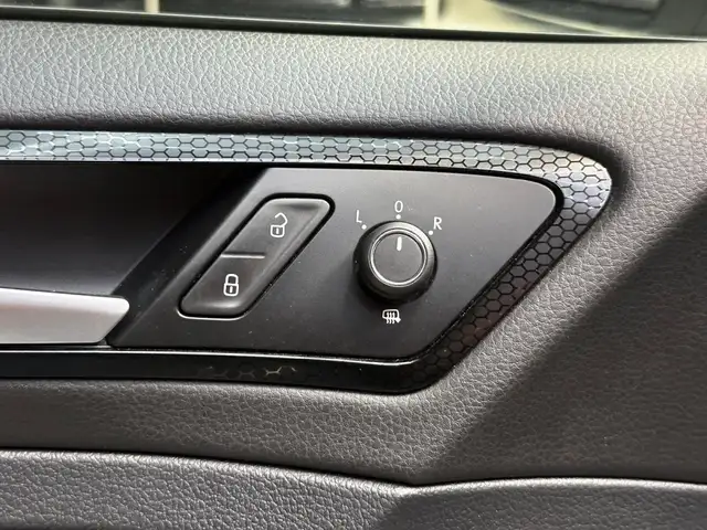 Volkswagen Golf view 29