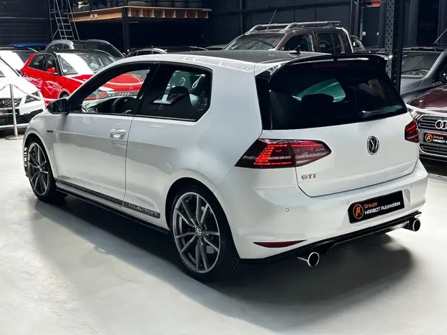 Volkswagen Golf view 6