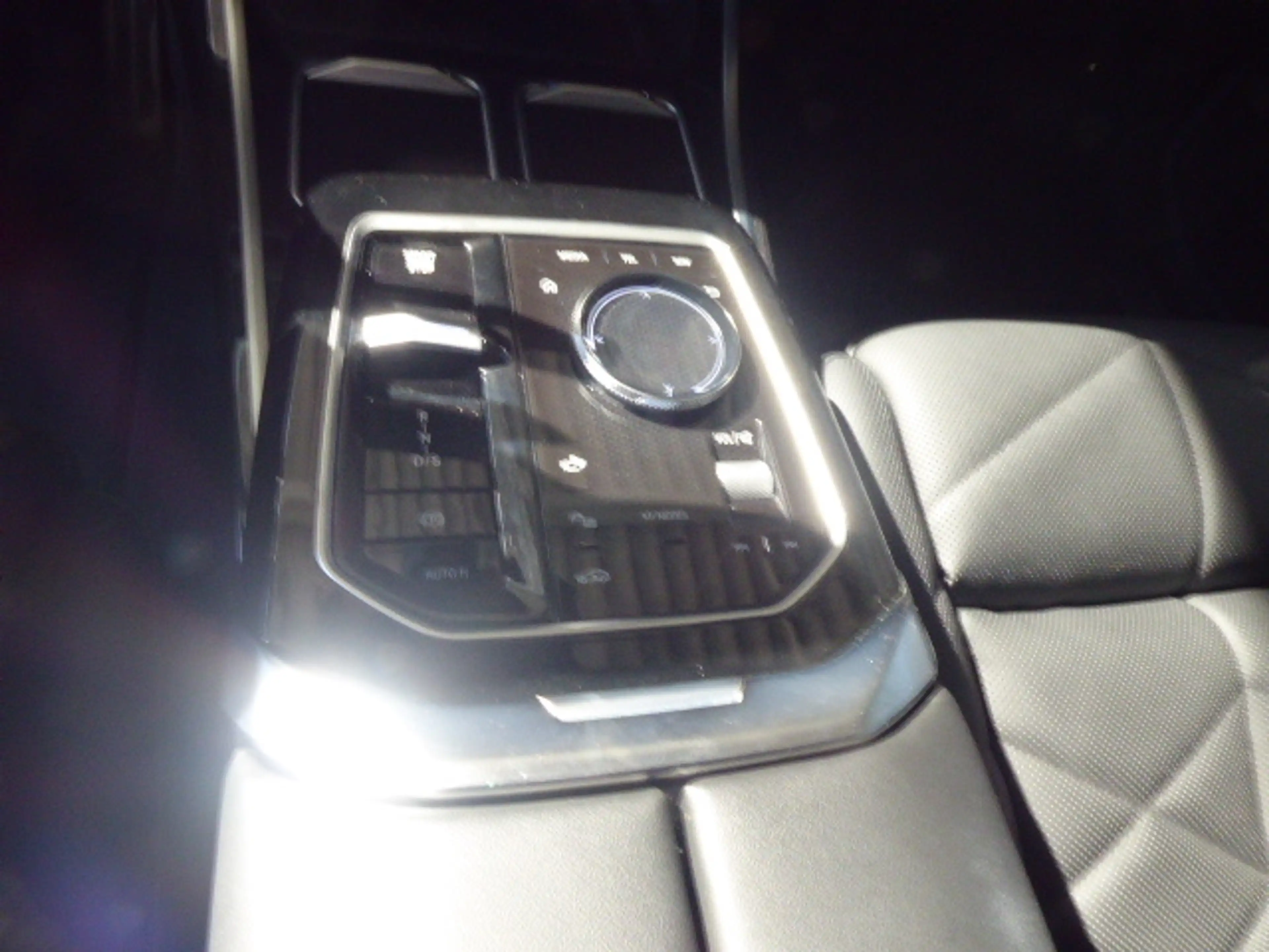 BMW 740 740dxDrive MSport IAL AHZV NIG PGD-Sky MFS Standh. DAP PAP DAB eSIM EU6E — photo 10