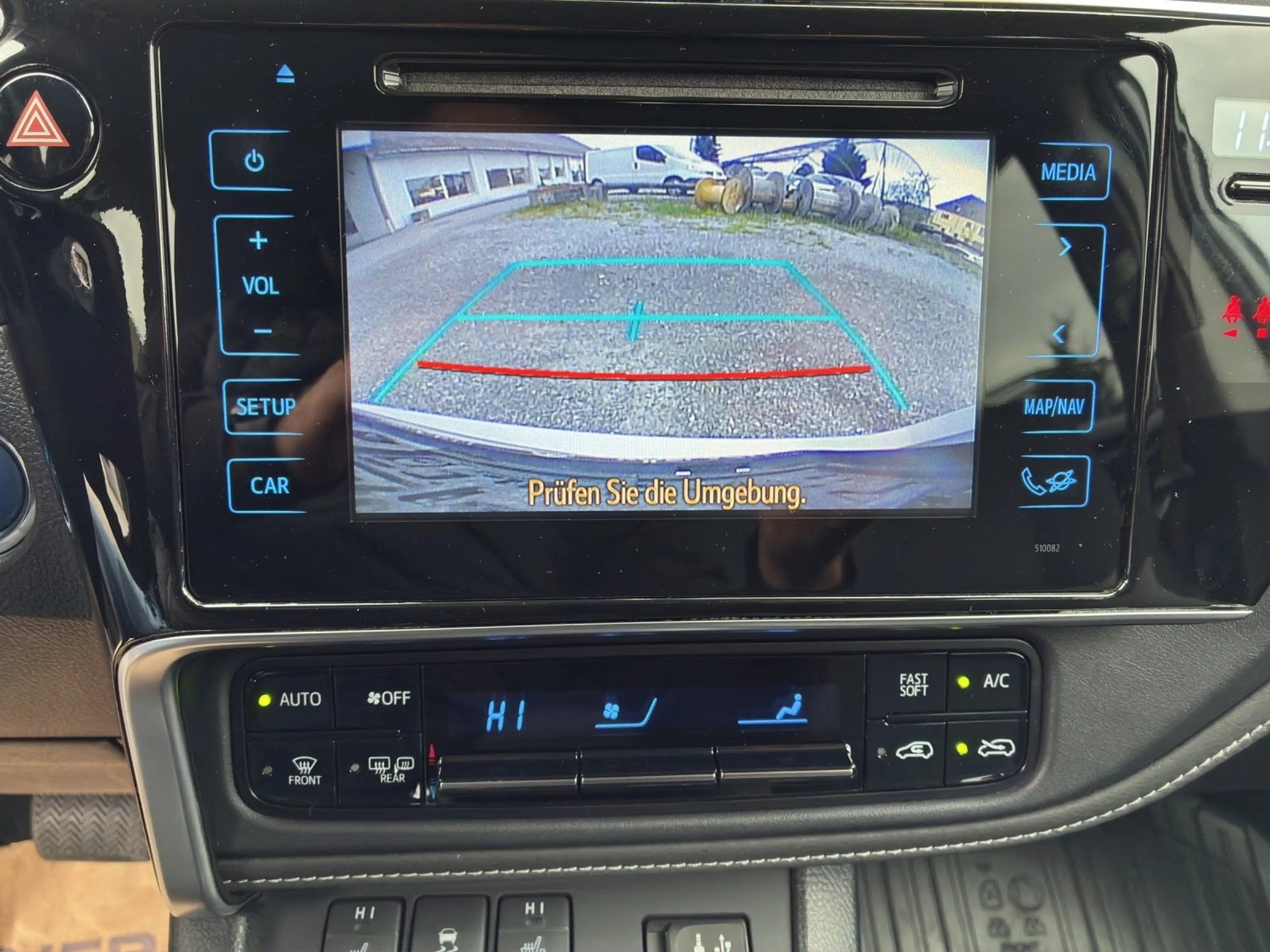 Toyota Auris Touring Sports — photo 14