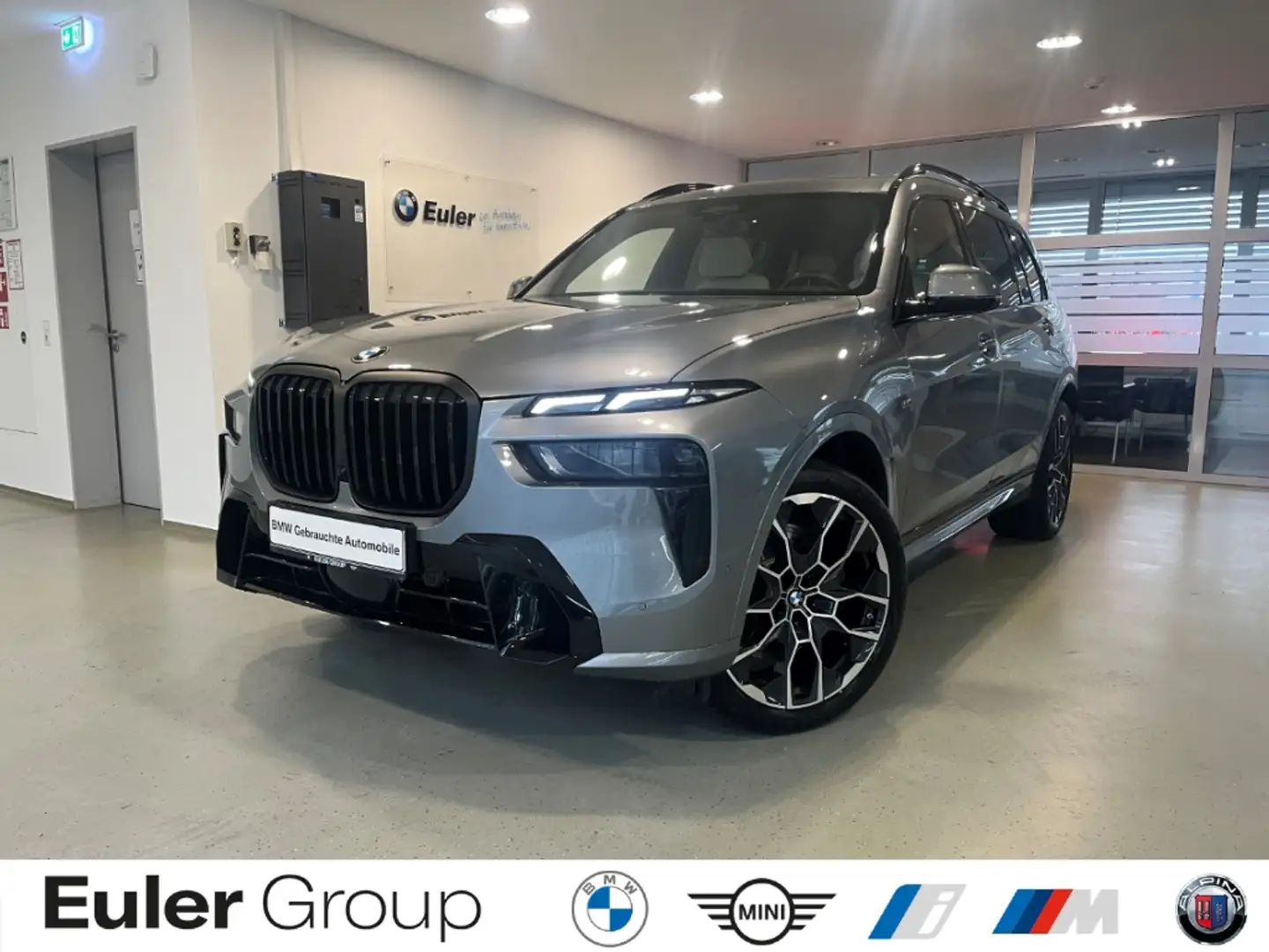 BMW X7 xDrive 40d M Sportpaket HUD StandHZG Pano Navi Led Grau - 1