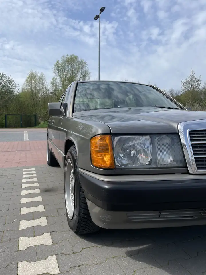 Mercedes-Benz 190 E 2.0, foto 5