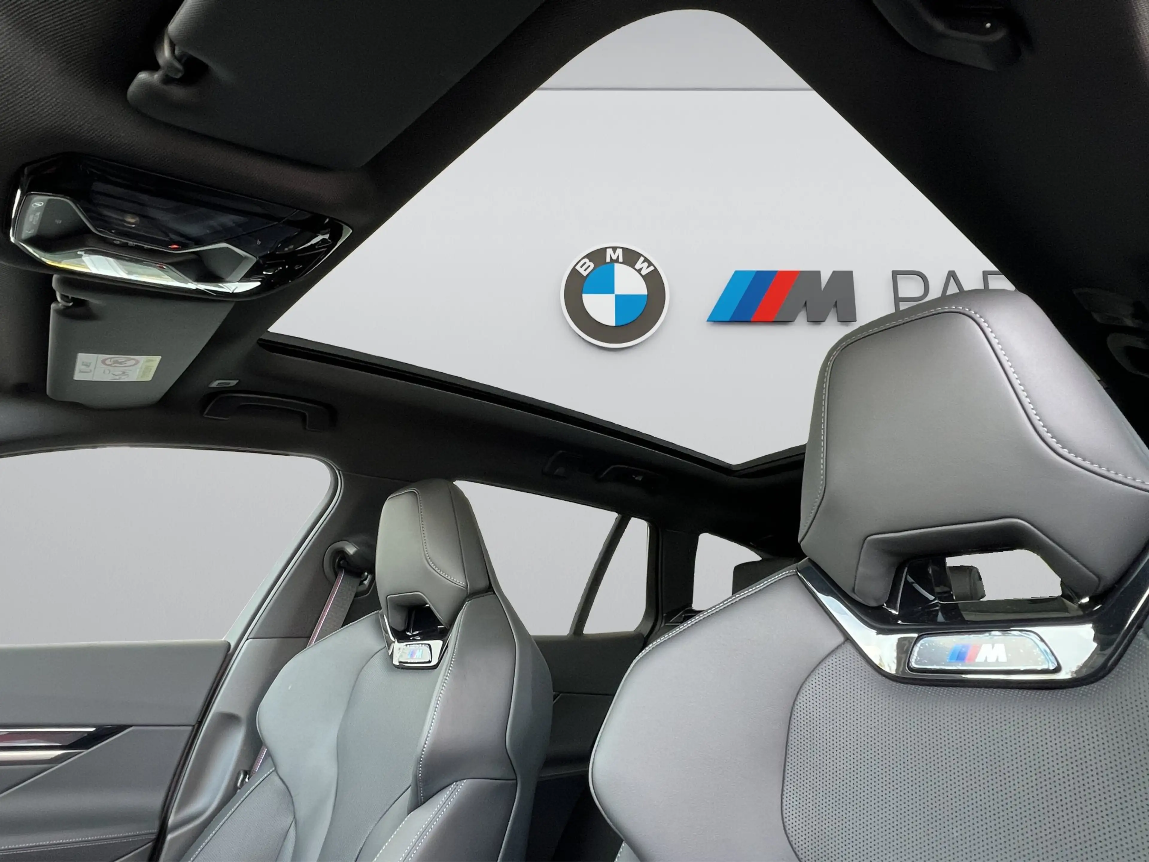 BMW i5 xDrive40 M-Pro AUTOBAHNASSIST B&W Sitzbelüft. — photo 15