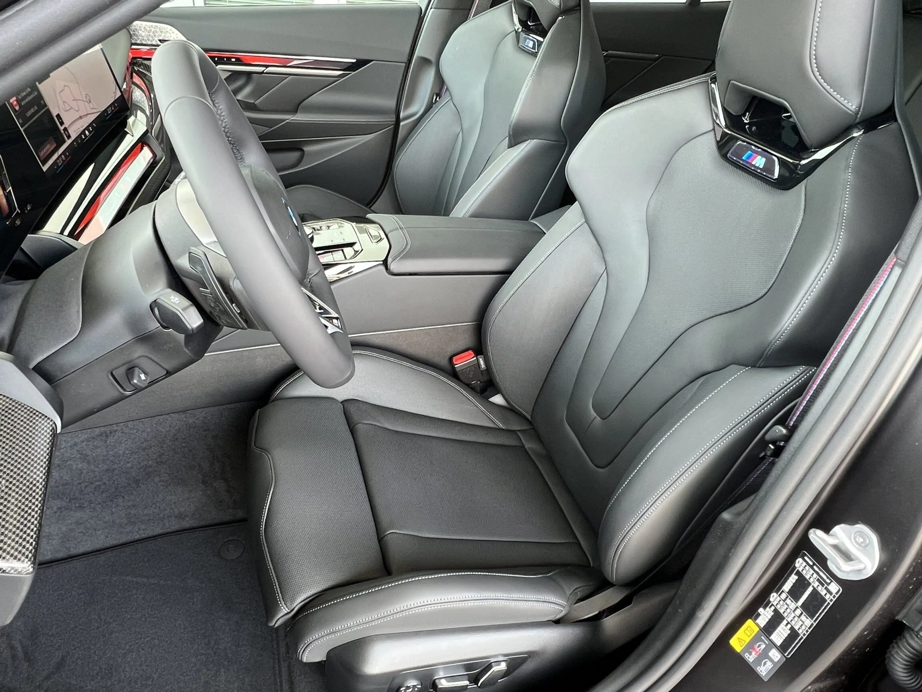 BMW i5 xDrive40 M-Pro AUTOBAHNASSIST B&W Sitzbelüft. — photo 8