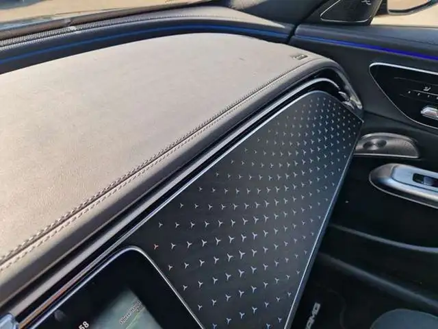 Mercedes-Benz E 220 d 4Matic * AMG LINE * PREMIUM PLUS * 21" RÄDER Ansicht 36