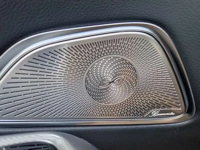 Mercedes-Benz E 220 d 4Matic * AMG LINE * PREMIUM PLUS * 21" RÄDER Ansicht 30