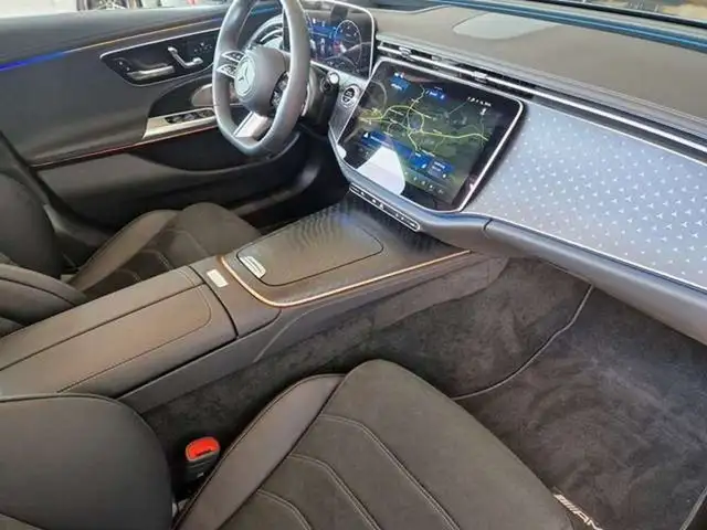 Mercedes-Benz E 220 d 4Matic * AMG LINE * PREMIUM PLUS * 21" RÄDER Ansicht 23
