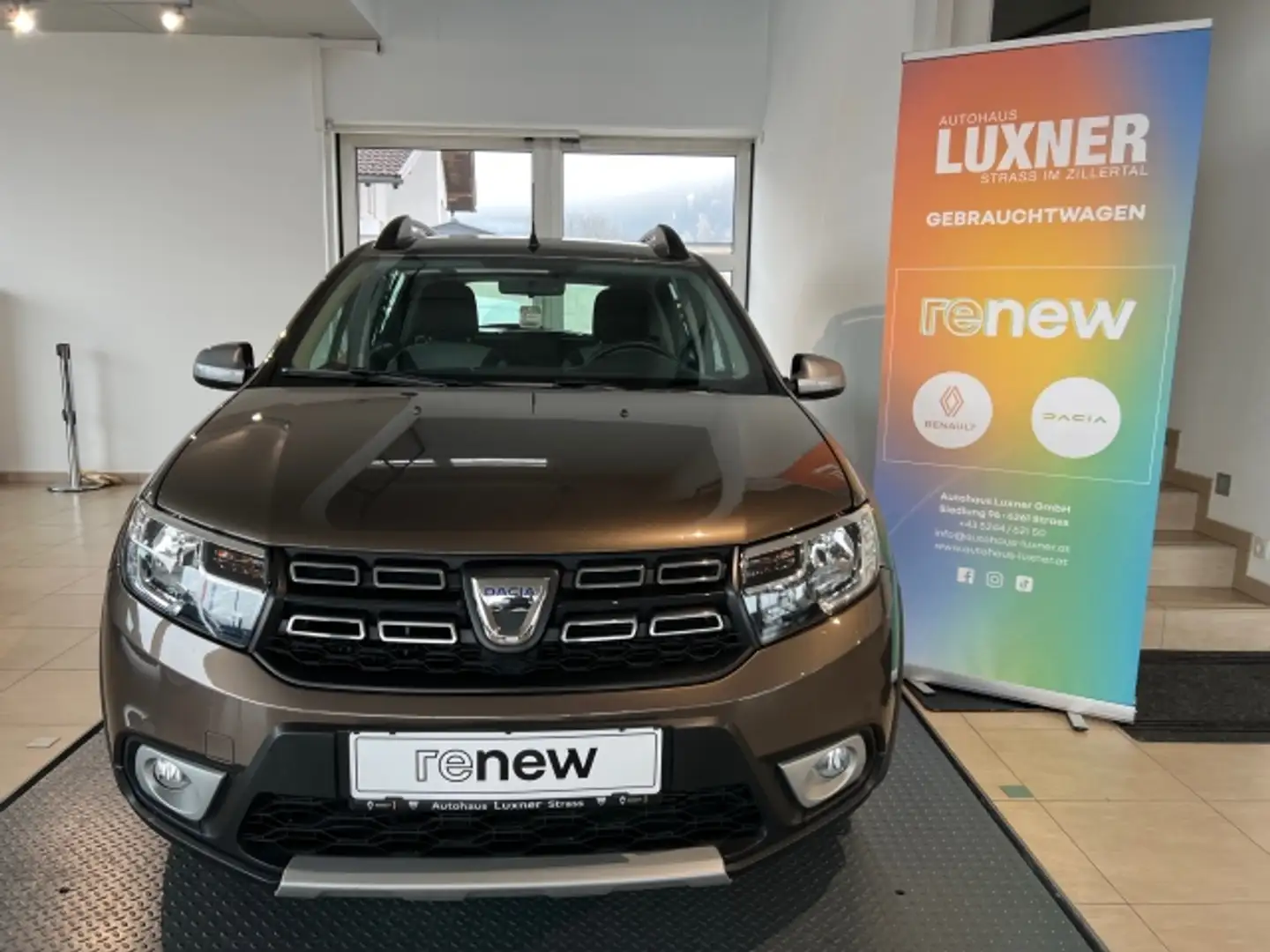 Dacia Sandero SanderoStepWayTCE90 Braun - 2