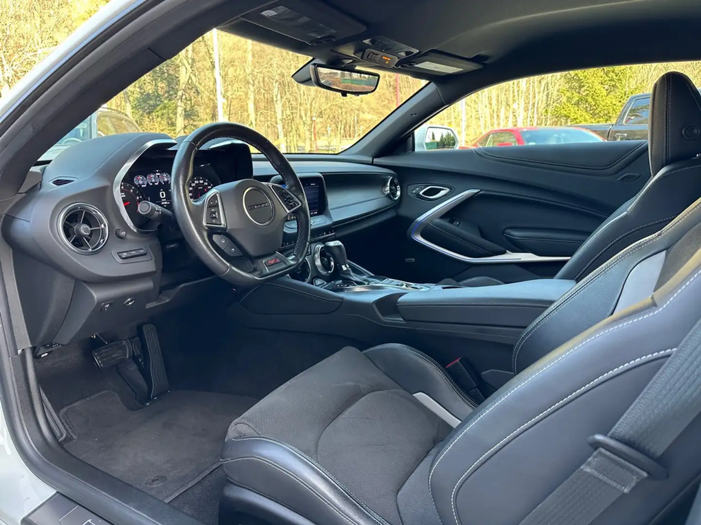 Chevrolet Camaro 2SS Coupe 6.2 L V8 EU NAP Recaro Spoil Bílá - 2