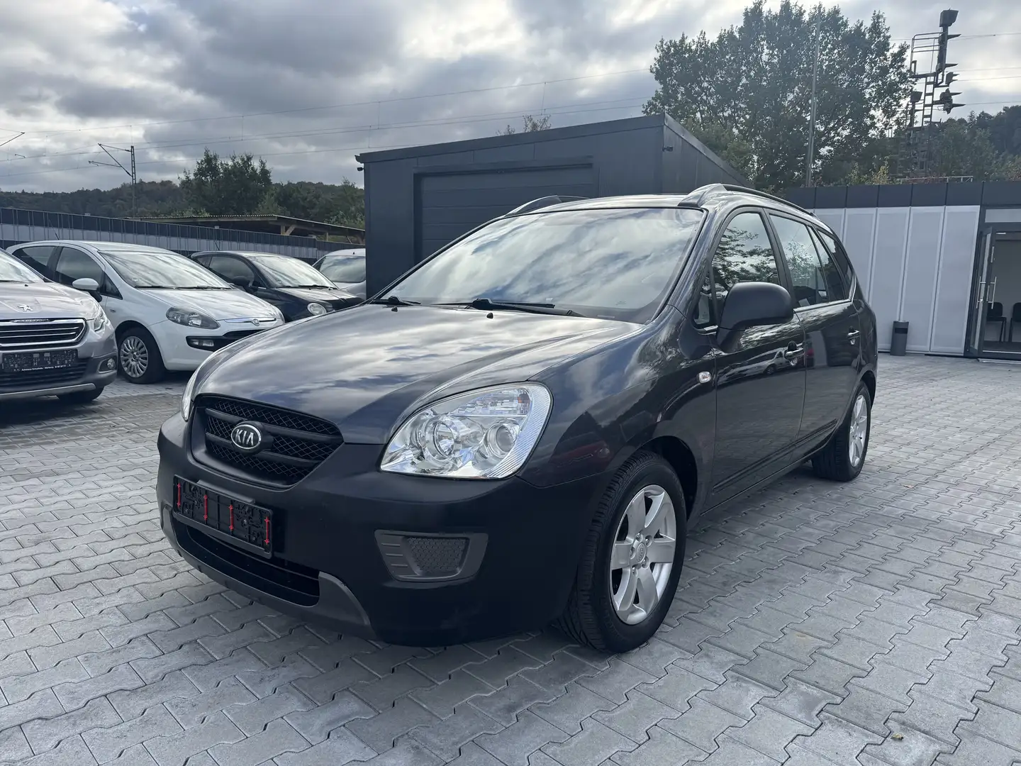 Kia Carens LX 2.0 / Klima Grau - 1