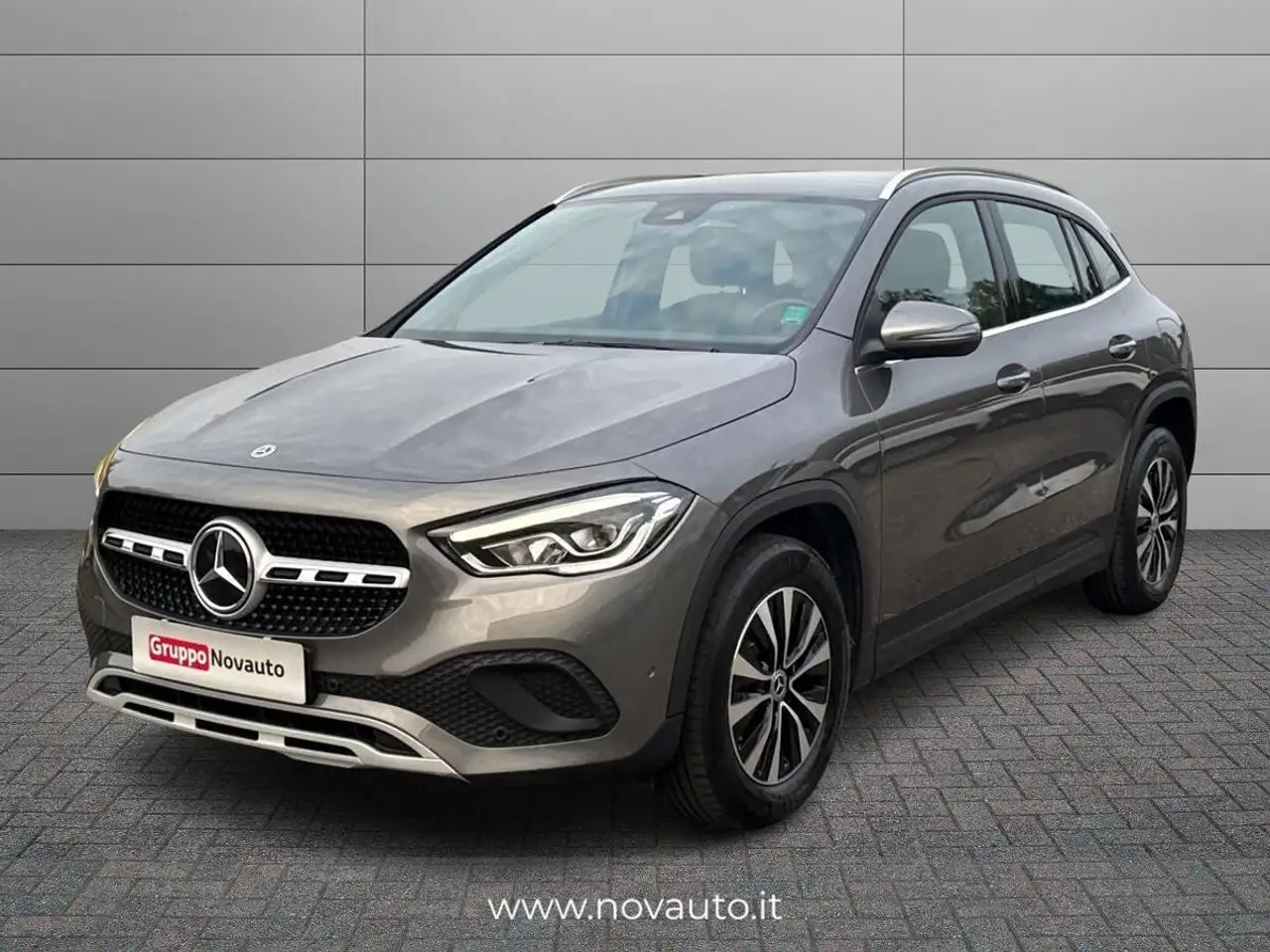 Mercedes-Benz GLA 180