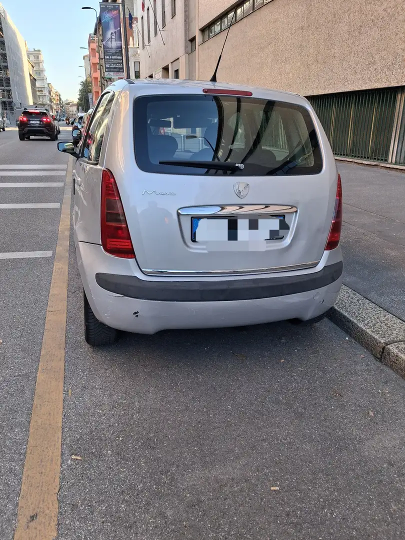 Lancia MUSA 1.4 16v Oro dfn - 2