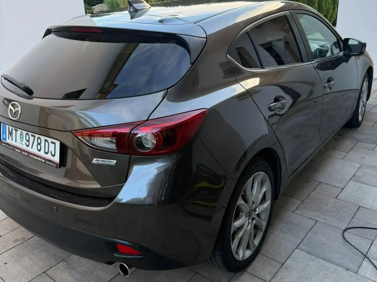 Mazda 3 Mazda 3 Sport CD150 Revolution Revolution Braun - 2