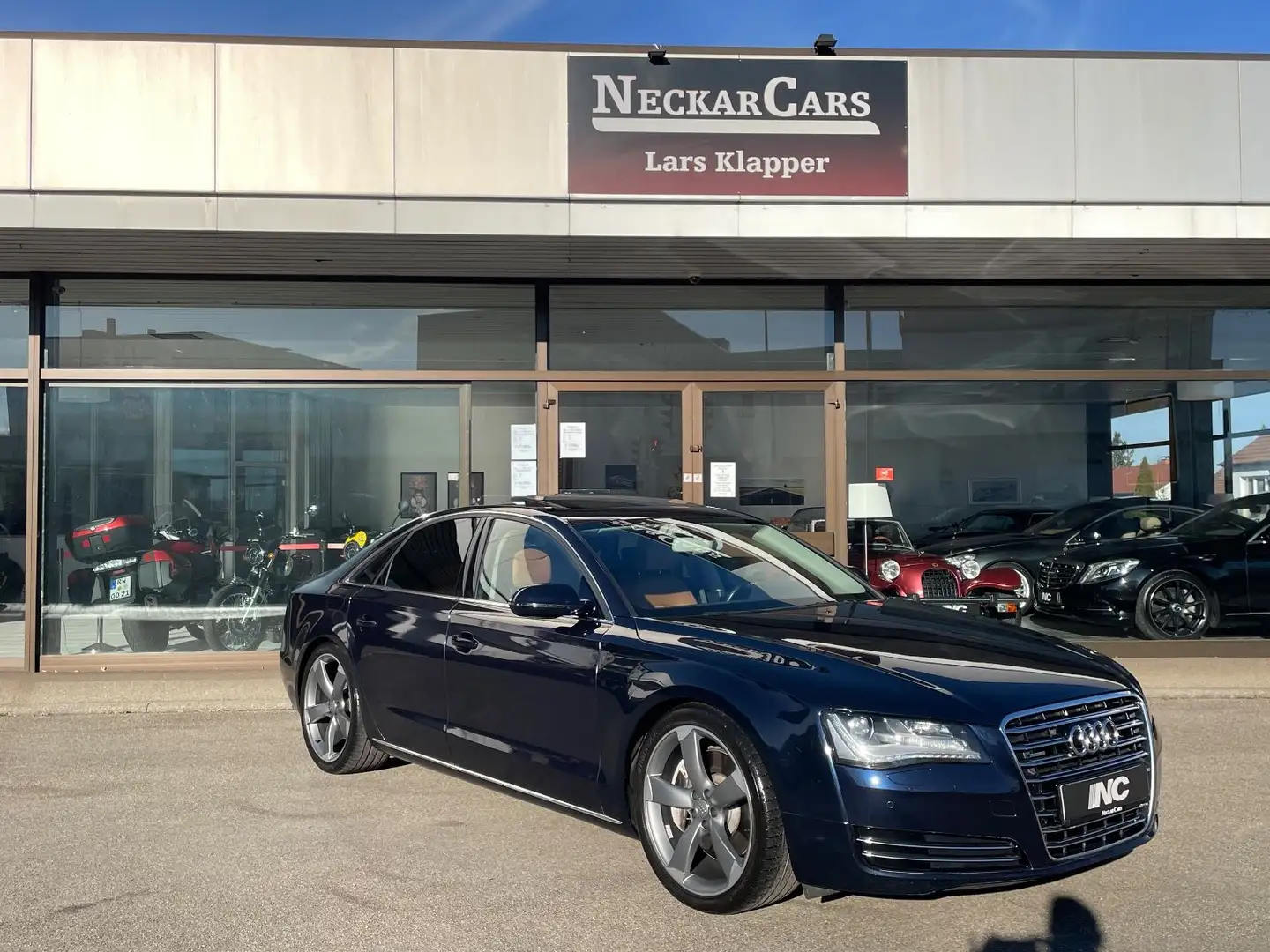 Audi A8 4.2 FSI*Navi*S-Line Sitze*21"Rotor*Solar*AHK - 1