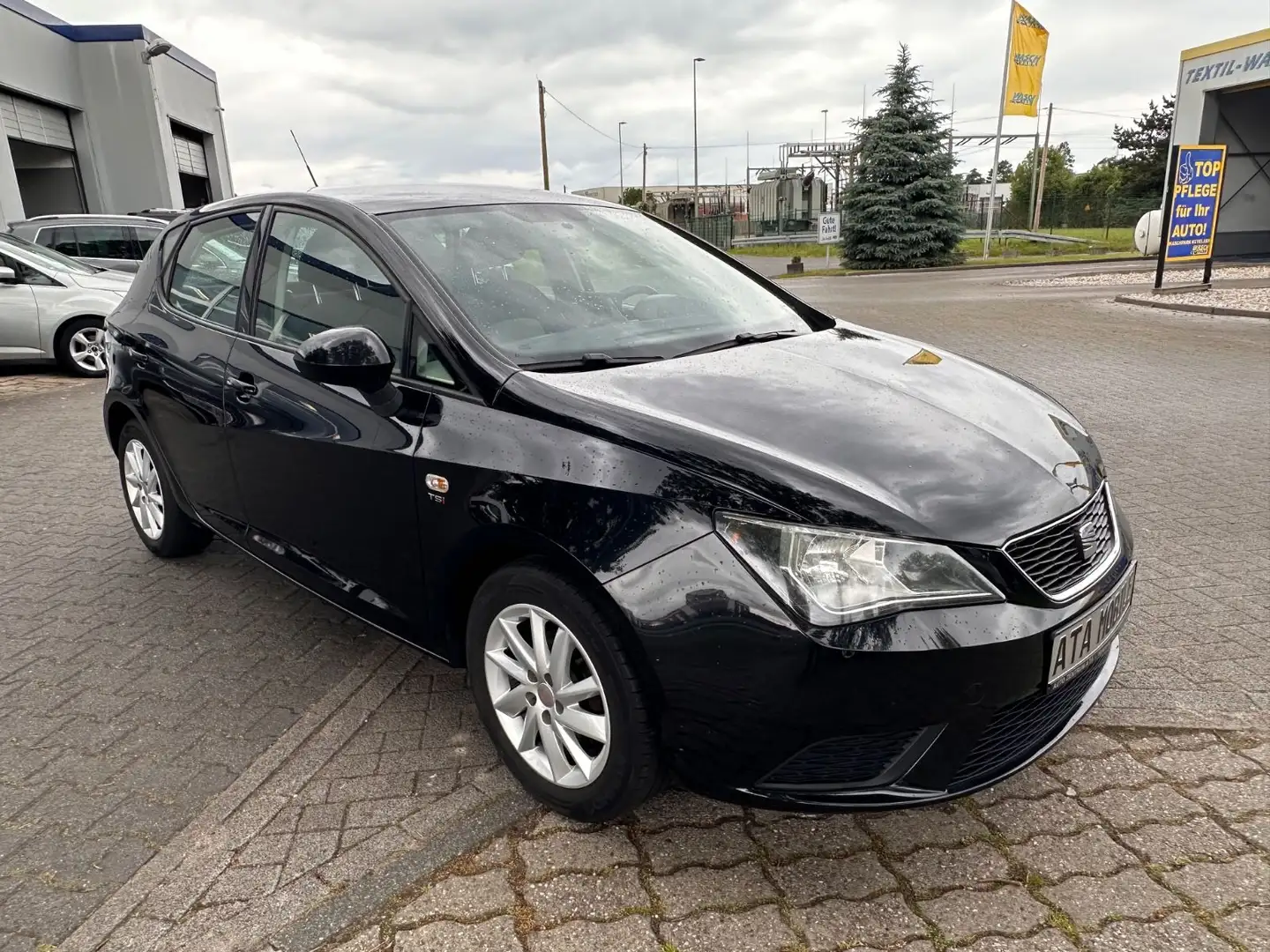 SEAT Ibiza Lim. Style Salsa,1.HAND,KLIMA,NAVI,ALU Zwart - 1