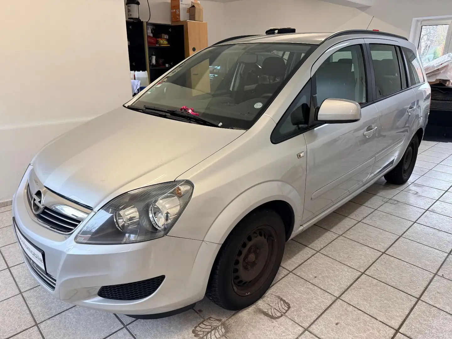 Opel Zafira B Family*AHK*TÜV 06/27* Silber - 1