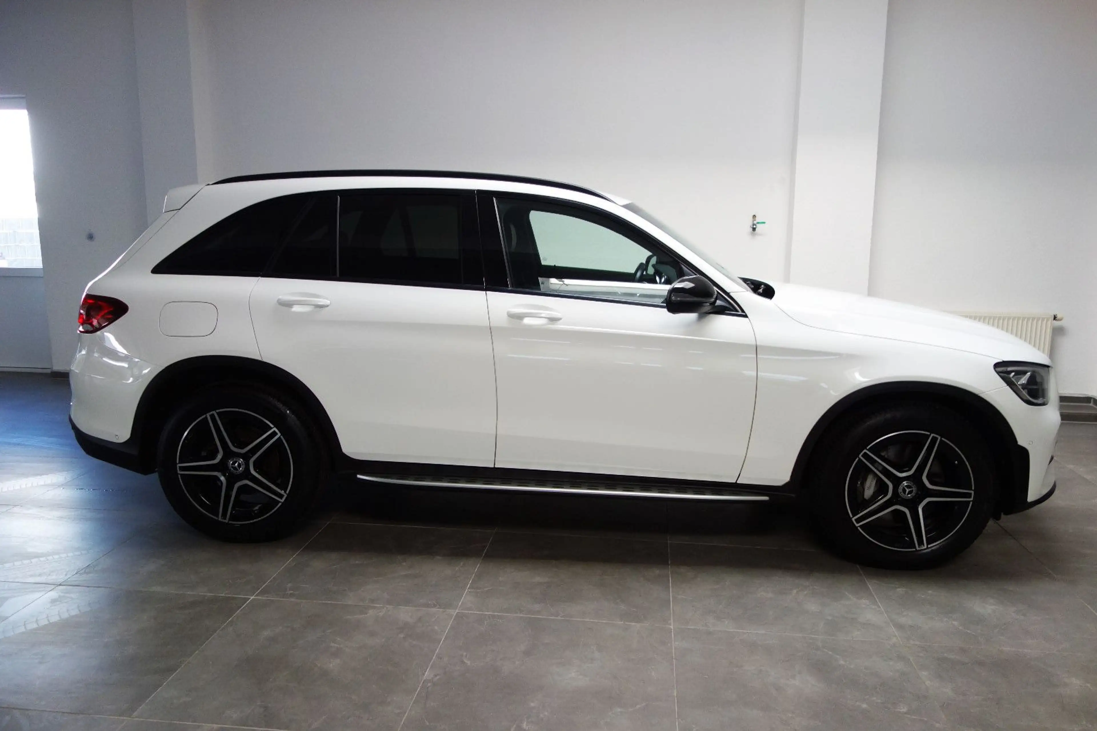 Mercedes-Benz GLC 220 d 4Matic AMG Line Night MBUX/Virtual/19Z — photo 5