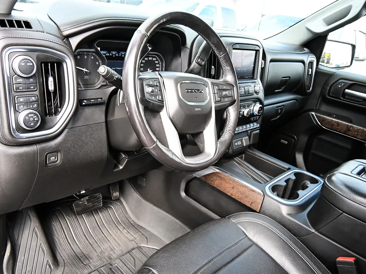 GMC Sierra 1500 снимка GMC Sierra 1500