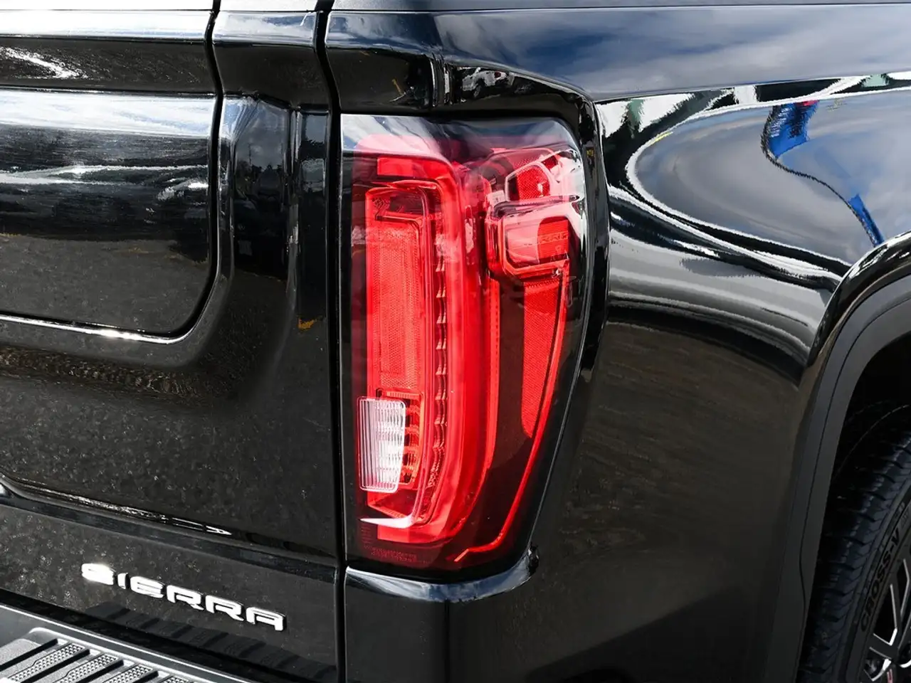 GMC Sierra 1500 снимка GMC Sierra 1500