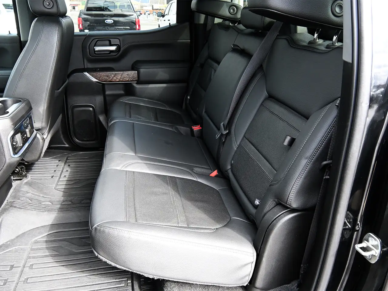 GMC Sierra 1500 снимка GMC Sierra 1500