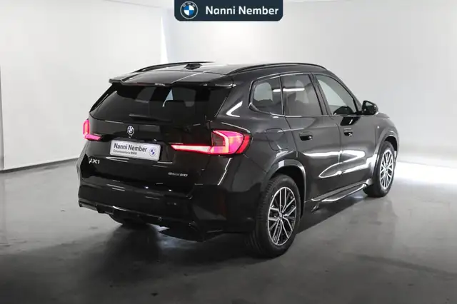 BMW Ix1 view 3