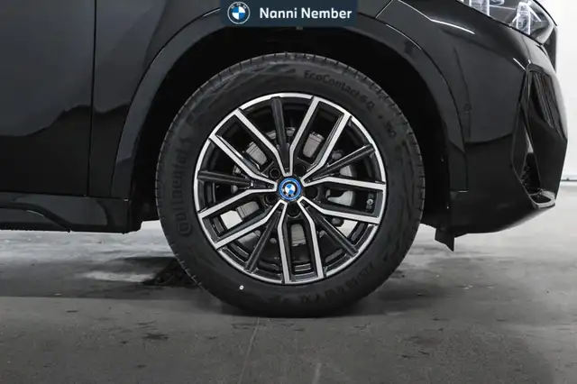 BMW Ix1 view 6