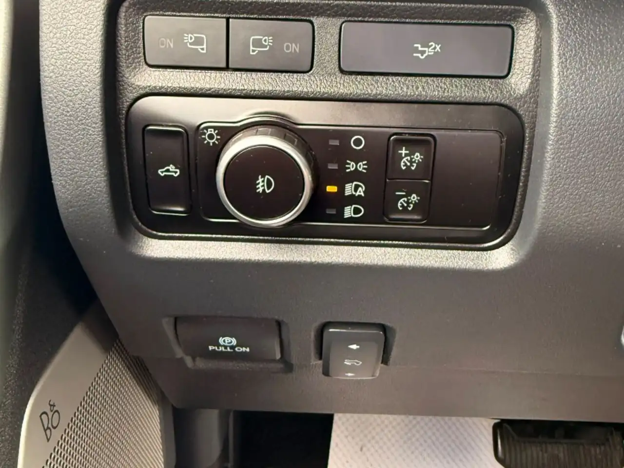 Ford F 350 снимка Ford F 350