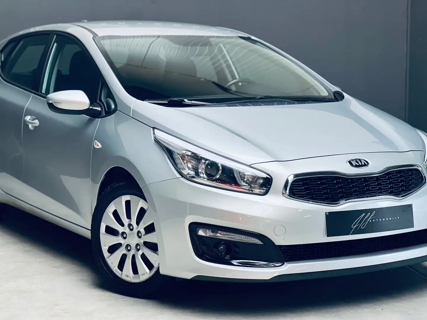 Kia Ceed / cee'd Cee'D 1.4i **CARPLAY**CARNET COMPLET** Argent - 2