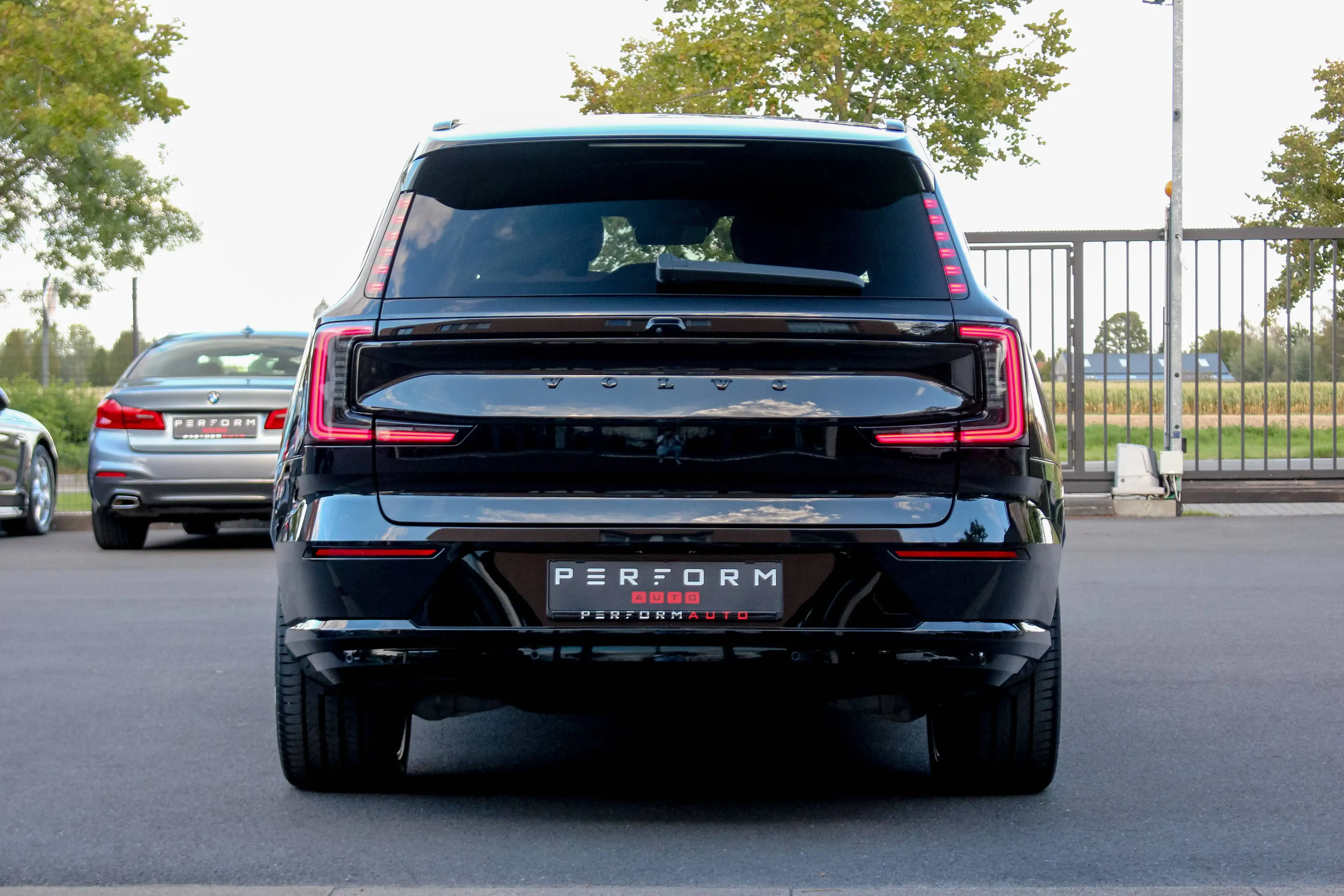 Volvo EX90 *7PL*107kWh*AWD*TWIN MOTOR ULTRA PERFORMANCE* — photo 8