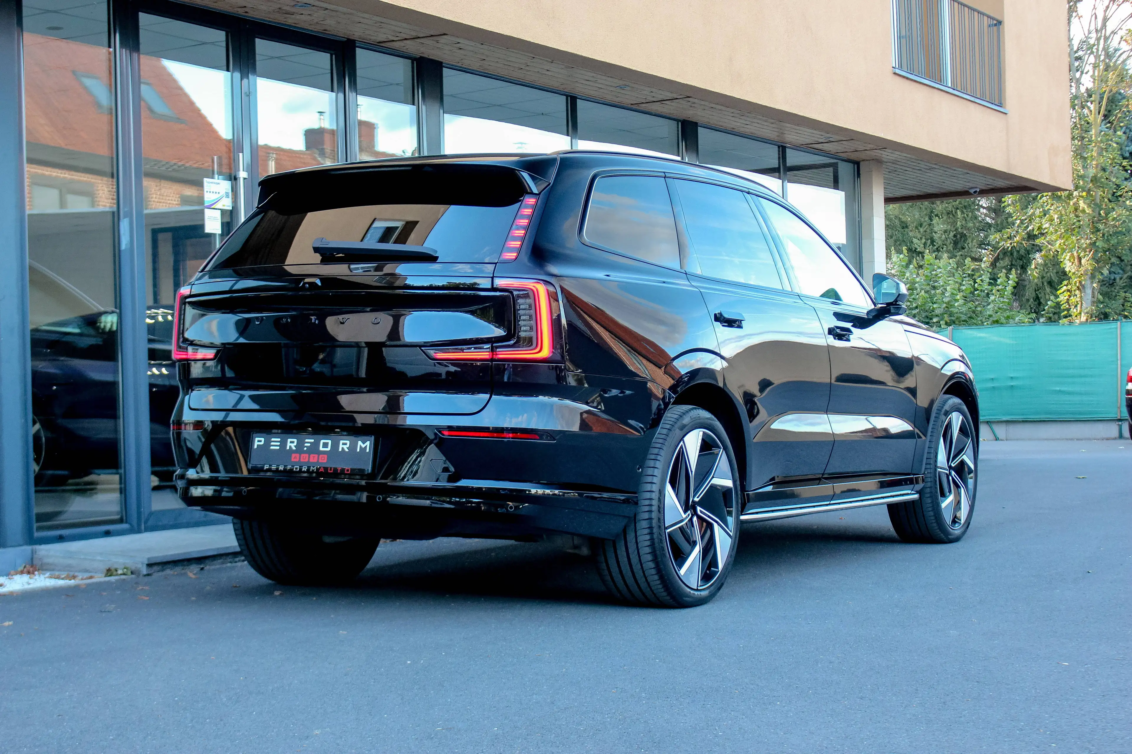 Volvo EX90 *7PL*107kWh*AWD*TWIN MOTOR ULTRA PERFORMANCE* — photo 7