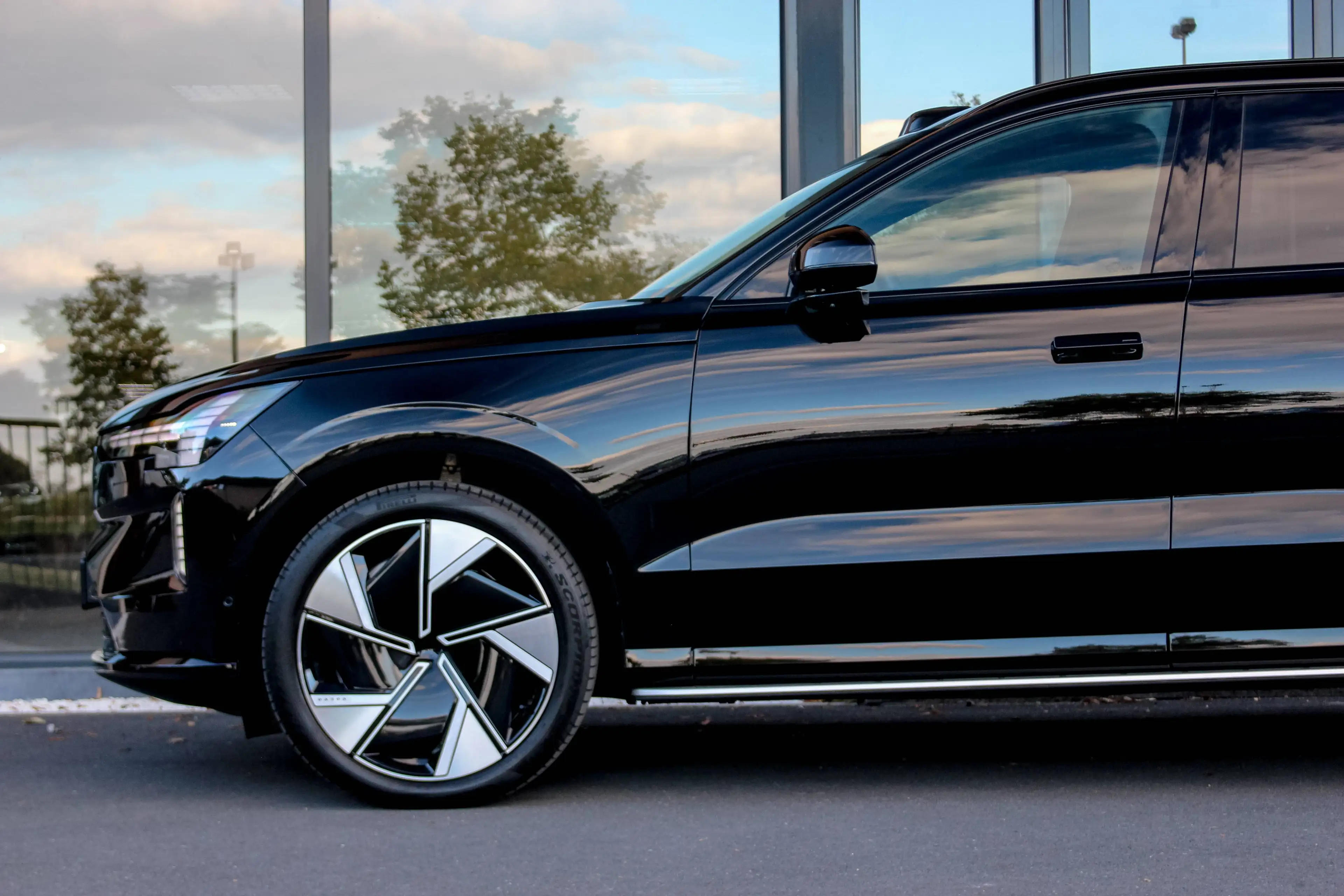 Volvo EX90 *7PL*107kWh*AWD*TWIN MOTOR ULTRA PERFORMANCE* — photo 11