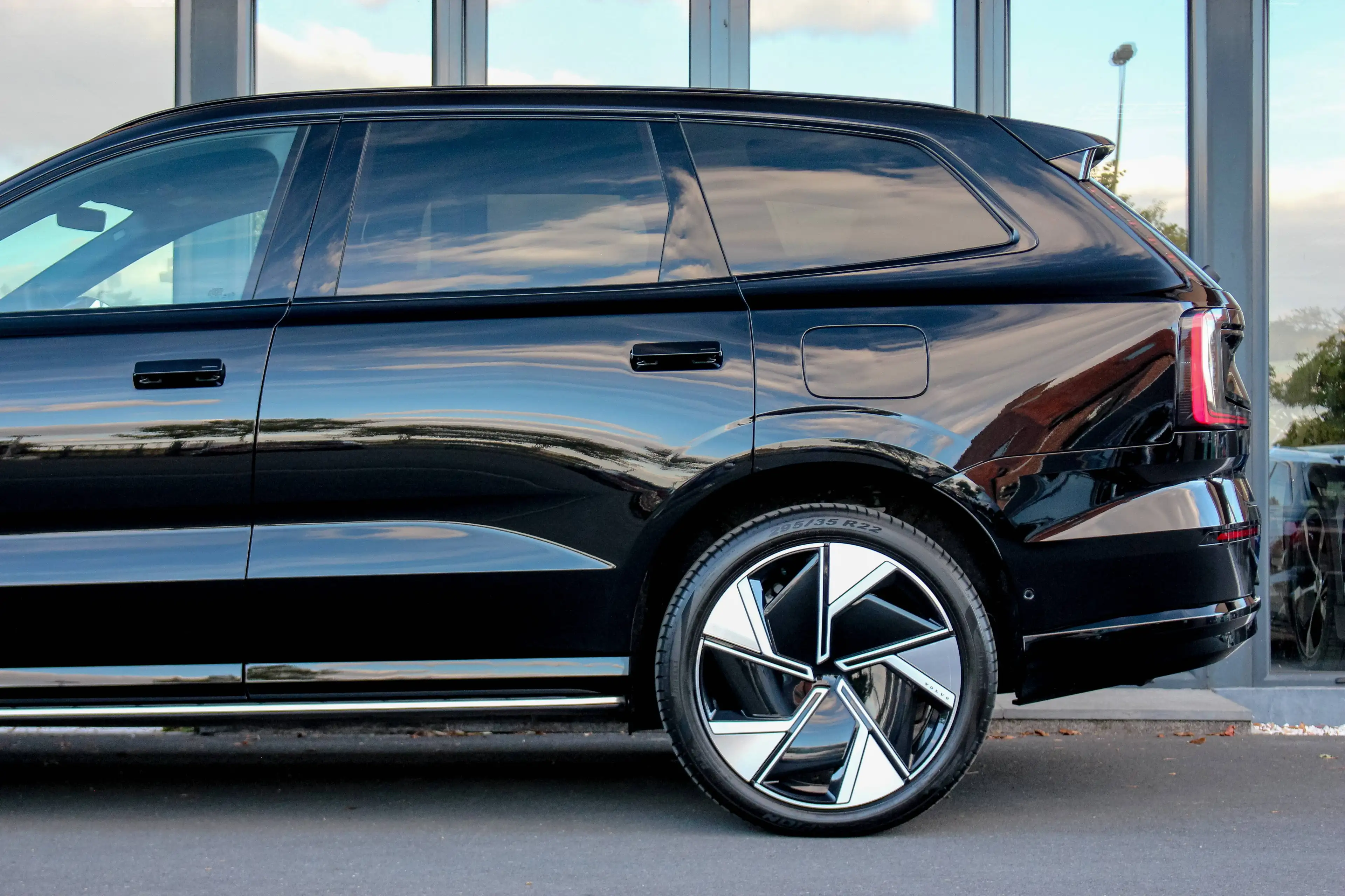 Volvo EX90 *7PL*107kWh*AWD*TWIN MOTOR ULTRA PERFORMANCE* — photo 12