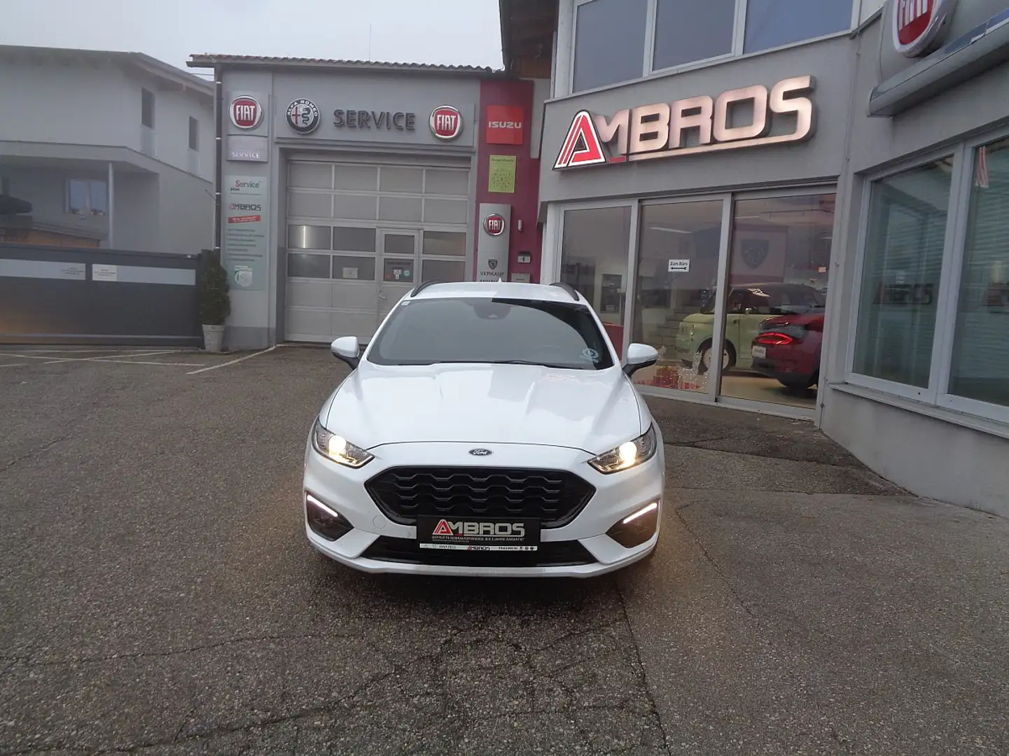 Ford Mondeo Traveller ST-Line 2,0 Hybrid Automatik Weiß - 2