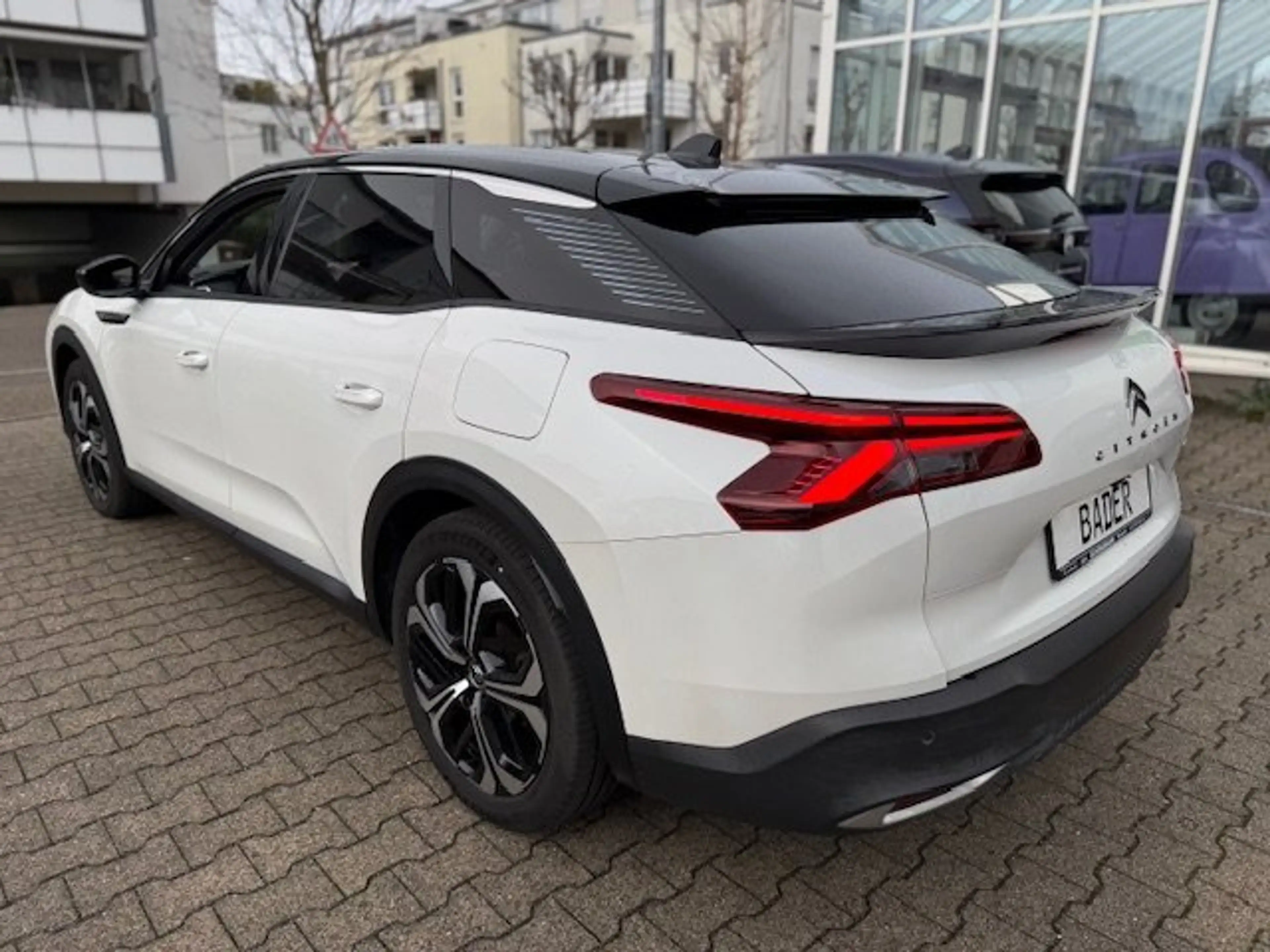 Citroen C5 X Shine Pack 225 Hybrid — photo 6