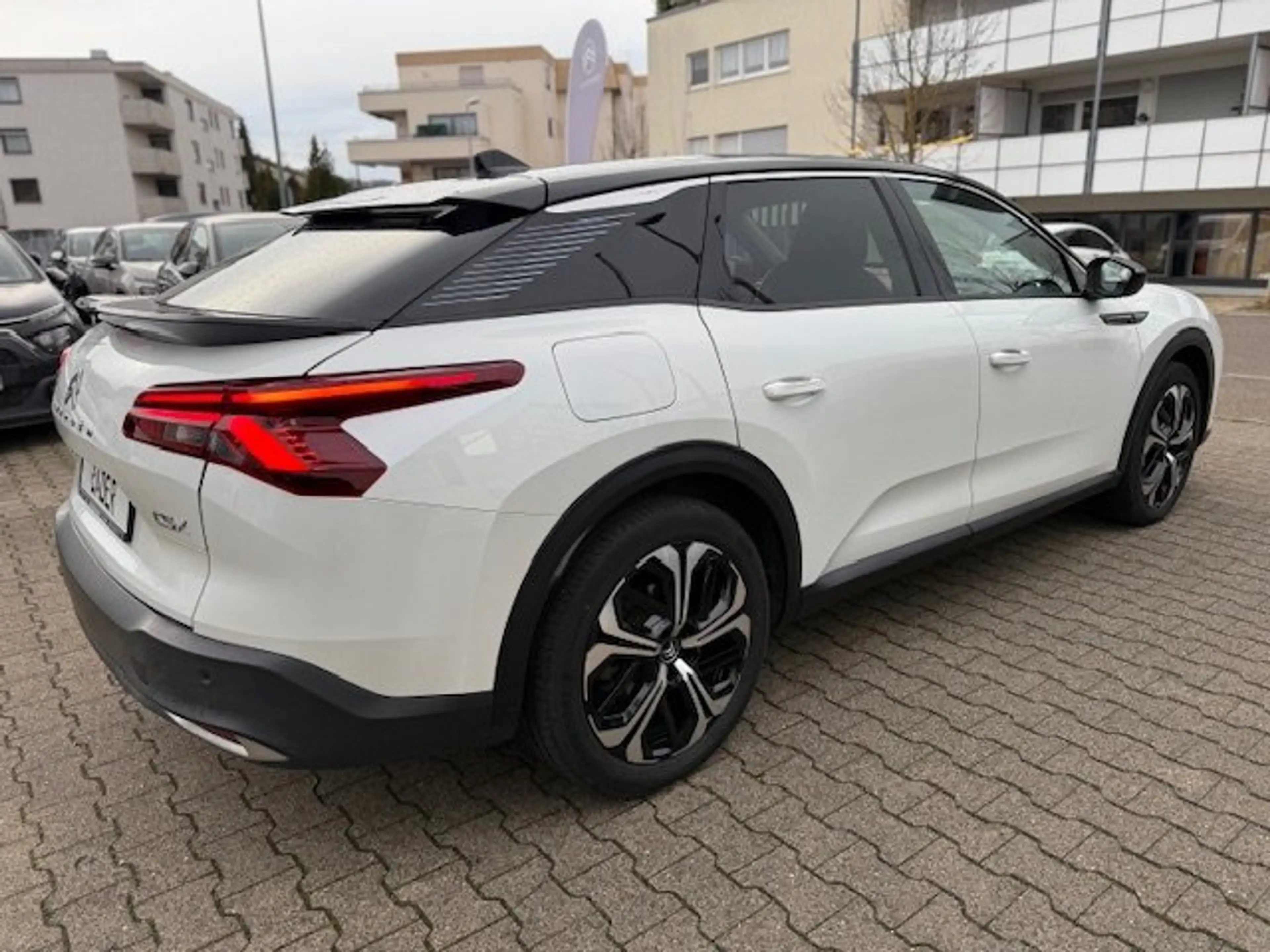 Citroen C5 X Shine Pack 225 Hybrid — photo 4