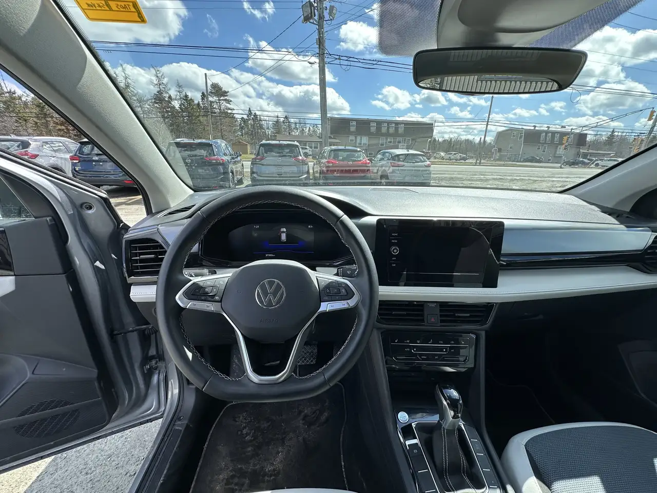 Volkswagen Taos снимка Volkswagen Taos