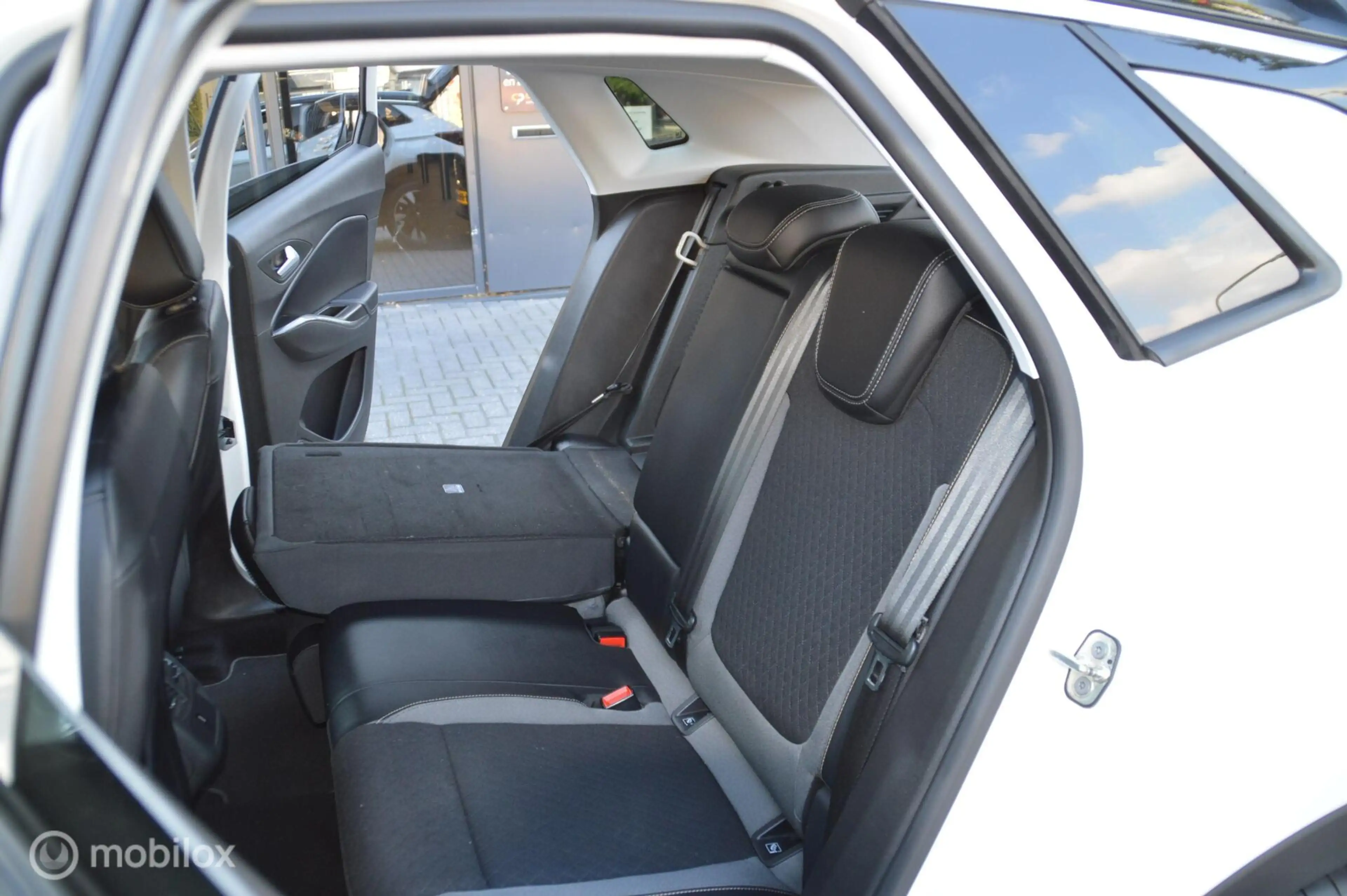 Opel Grandland X 1.2 Turbo Innovation — photo 18