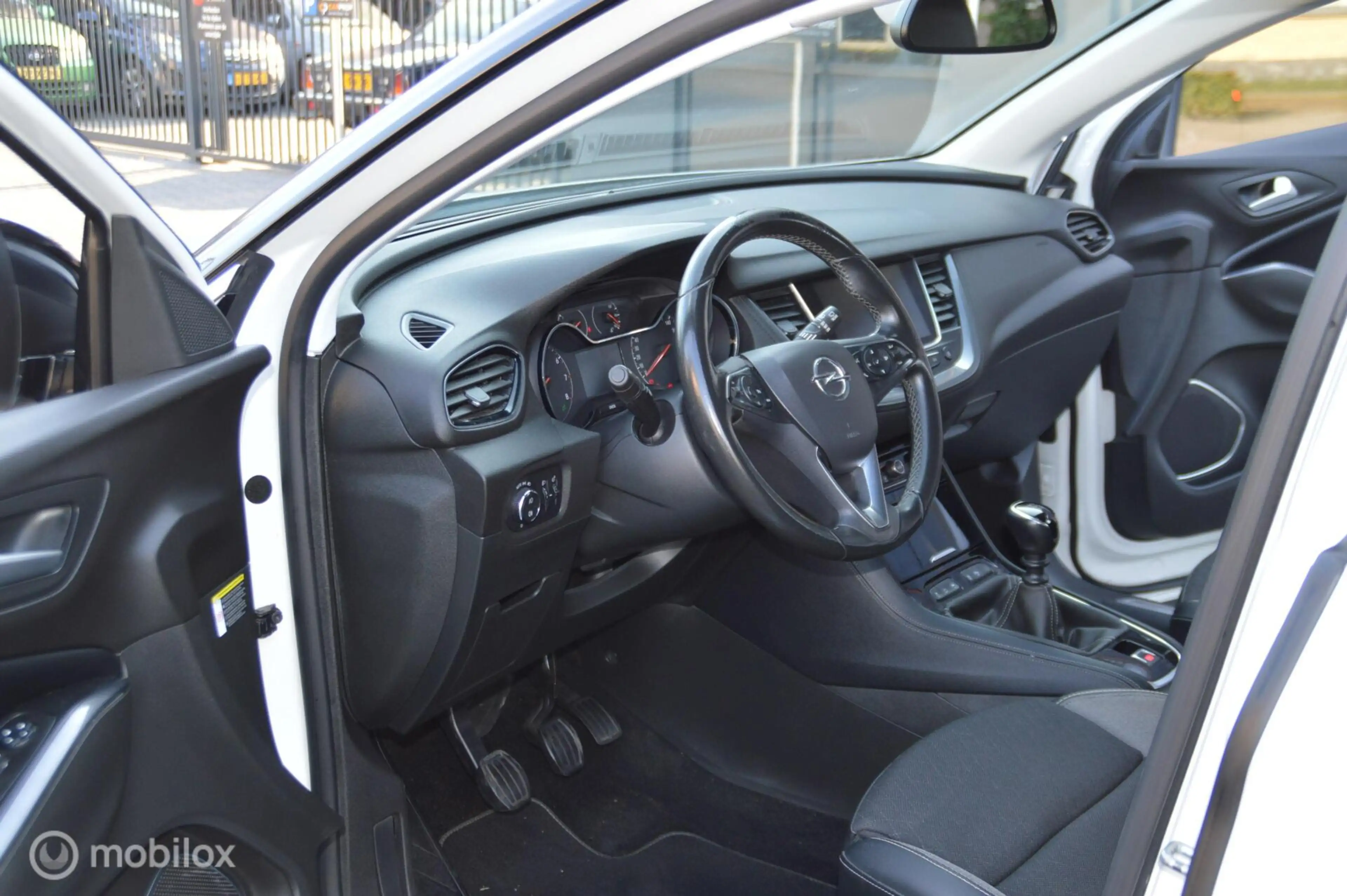 Opel Grandland X 1.2 Turbo Innovation — photo 16