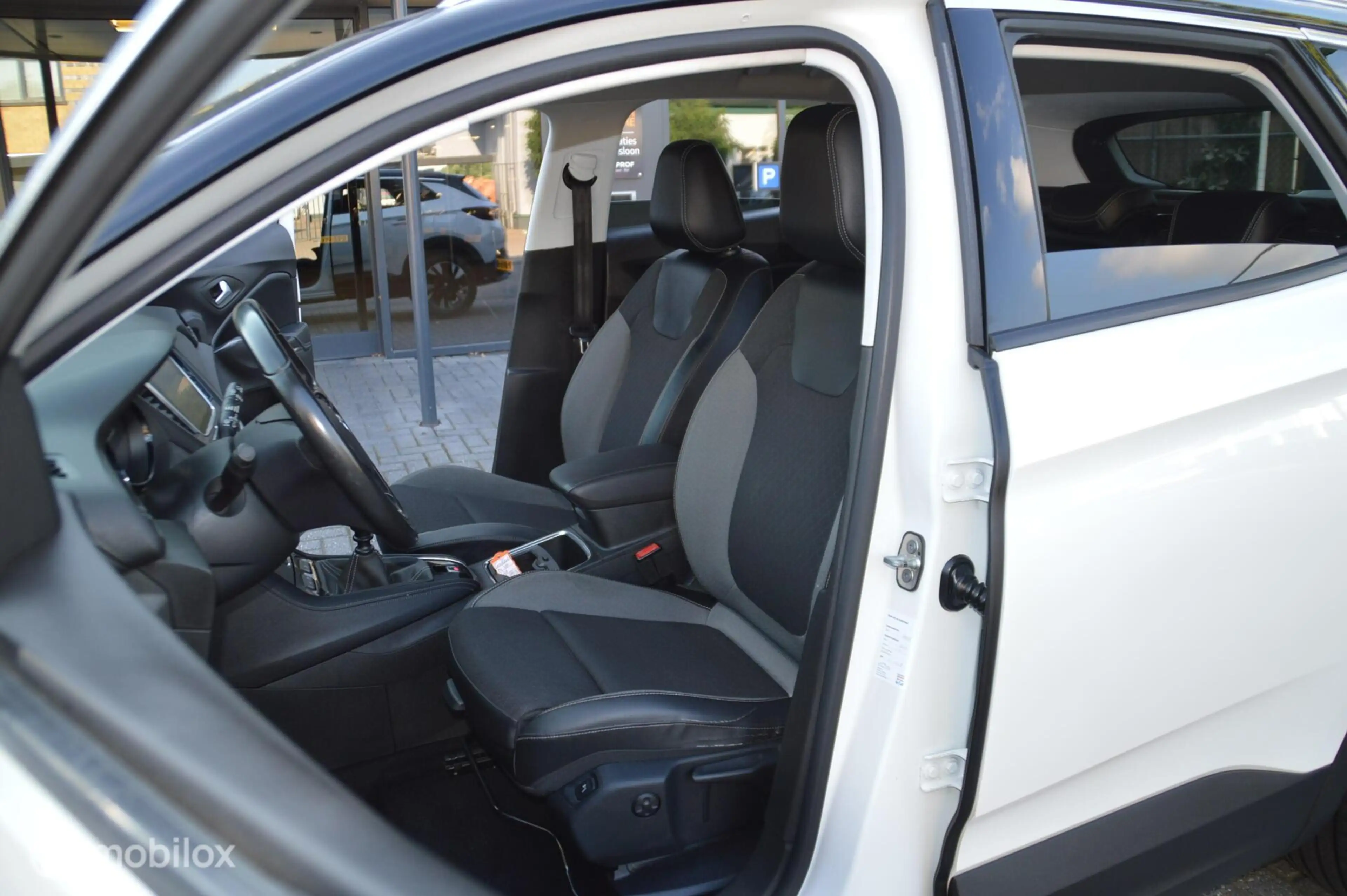 Opel Grandland X 1.2 Turbo Innovation — photo 17